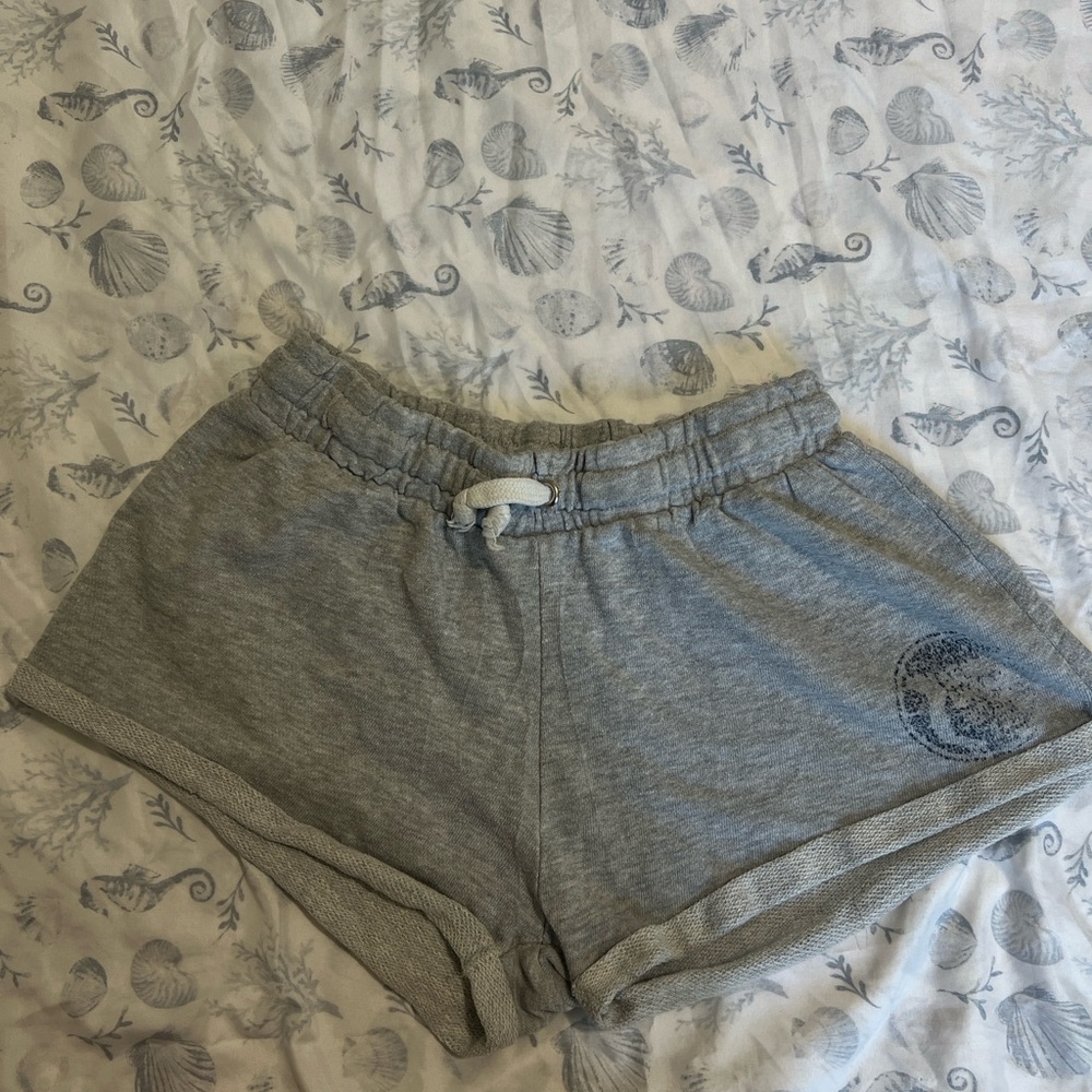Ocean Drive Gray Athletic Shorts with Elastic Waistband